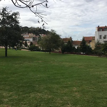 Mouraria House And Quiet With A Balcony Daire *