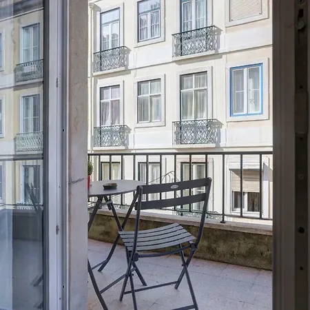 Апартаменты Mouraria House And Quiet With A Balcony Лиссабон