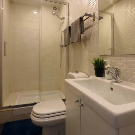 Mouraria House And Quiet With A Balcony Apartman